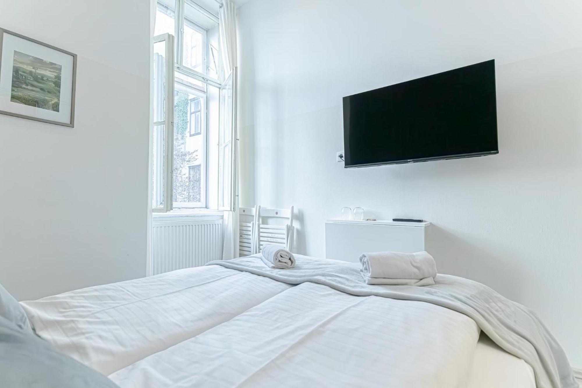 Mariahilfer Boutique Rooms - Virtual Reception & Self-Checkin Vienna Exterior photo